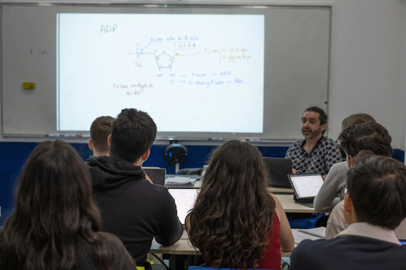 prépa en ligne Prépa médecine en ligne vs présentiel